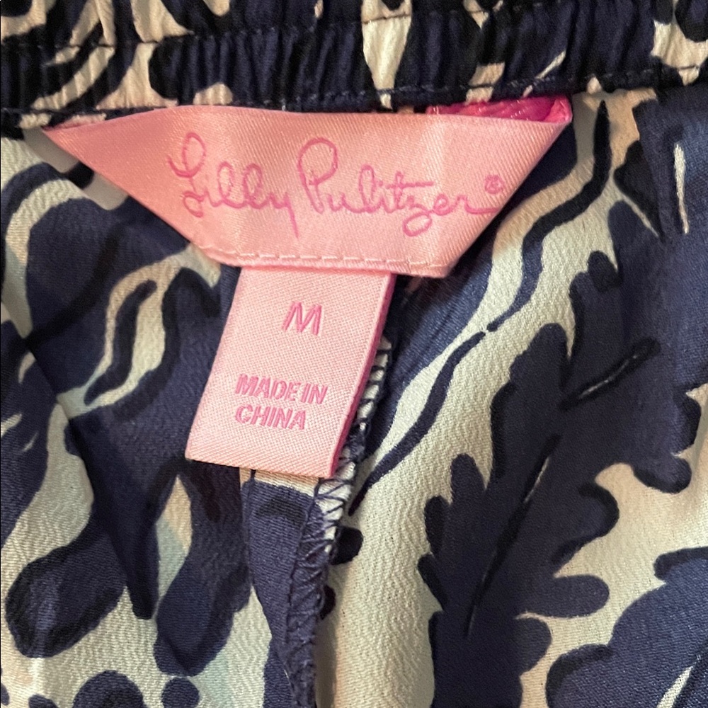 Lilly Pulitzer Navy and Cream Patterned Pants - Picture 2 of 7